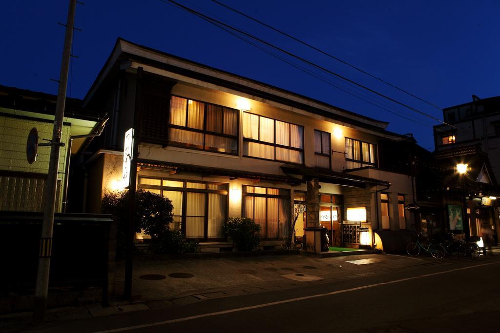 Tsukasaya Ryokan Tsuruoka Exterior foto